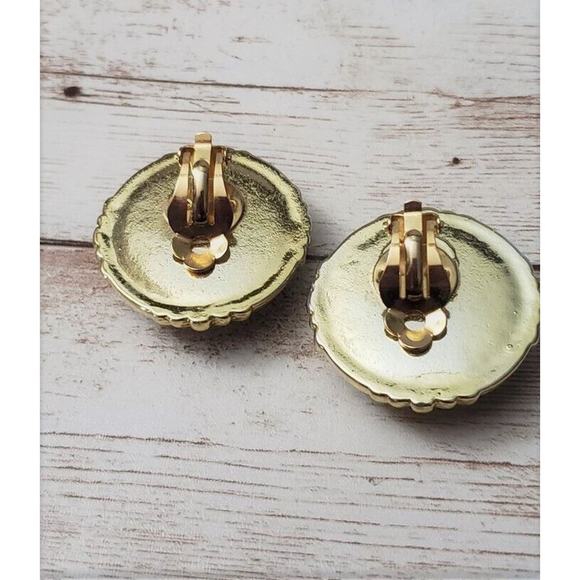 Vintage Clip On Earrings Statement Circle with Metallic Center 1.25" - Picture 3 of 4